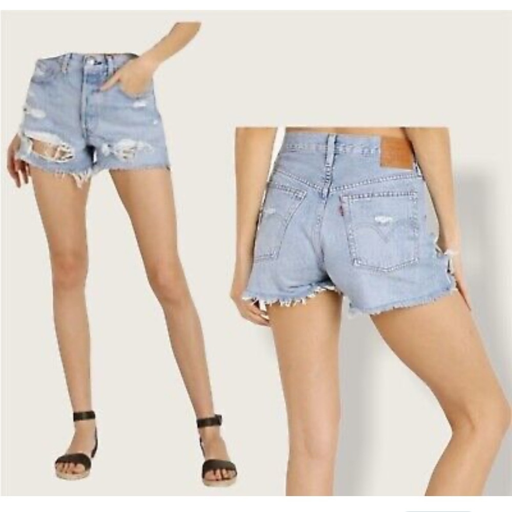 Levi’s 501 Distressed Short-Fray hem-EUC/ Mid rise- sz 31☀️🚤🌊​​